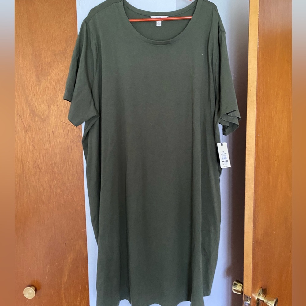 Brand new dress with pockets